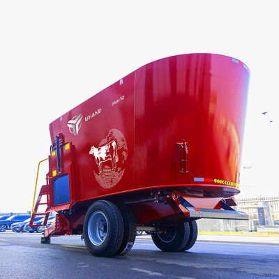 ซื้อ เครื่องผสม TMR สูง 12m3 พร้อม 10 ใบเหล็ก NM400 สําหรับฟาร์มเลี้ยงสัตว์ขนาดสูง online manufacture