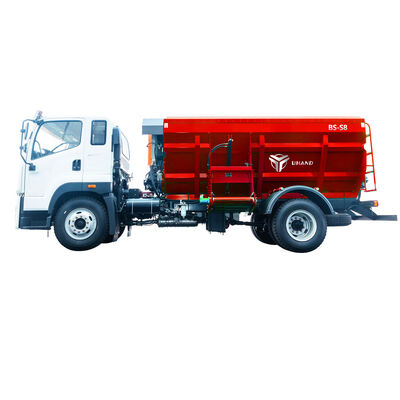 Efficient Sand Bedding Spreader for Modern dairy Farms with Uniform Coverage